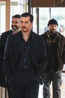Мечта Эшрефа постер турецкого сериала